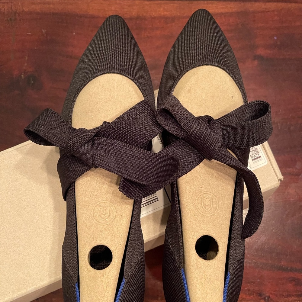 Rothy’s The Mary Jane Point Flat Black 9.5